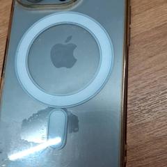 Telefon Coque transparente iPhone, jak nahlášeno IKEA Paris Nord Roissy pomocí iLost