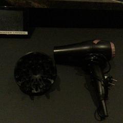 Elektronik und geräte, gemeldet von Van der Valk Hotel Amsterdam Zuidas über iLost