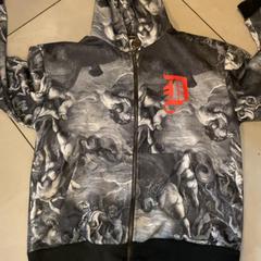 Men's jacket ho, as reported by MEININGER Hotel Marseille Centre la Joliette using iLost