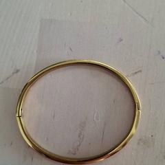 Pulsera, ha sido reportado por IKEA Rouen Tourville-La-Rivière con iLost