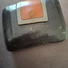 Portemonnee, som rapporterats till iLost