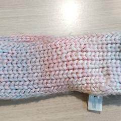 Kleding Nek sjaal, amint azt Regio Limburg - Leuven az iLost segítségével jelentette.