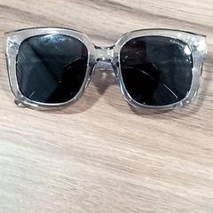 لونيت دي سوليه، كما تم الإبلاغ عنه بواسطة CARS HANGARD عبر iLost