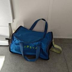 حقائب حمل وحقائب اليد، كما تم الإبلاغ عنه بواسطة Keolis Seine Maritime عبر iLost