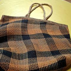 Taška, jak nahlášeno IKEA Grenoble pomocí iLost