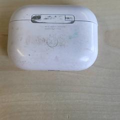 Estuche de airpods, ha sido reportado por Connexxion Haarlem IJmond con iLost