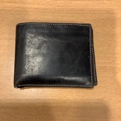 財布 Kvernoy がiLostで Gemeente Amsterdam によって報告されました