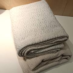 Plaids Beige, as reported by IKEA Groningen using iLost