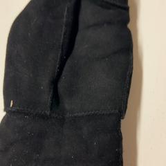 Rukavice, jak nahlášeno Het Amsterdamse Winterparadijs pomocí iLost