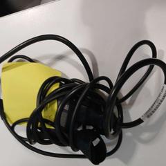 Adaptér zwart, ako bolo nahlásené Cursus en vergadercentrum Domstad pomocou iLost