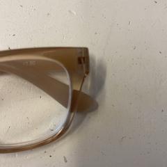 Óculos, como reportado por HTM utilizando o iLost