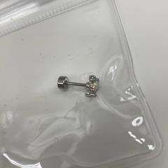 ピアス片方, zgłoszono przez IKEA新三郷 przy użyciu iLost