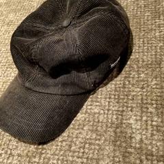 Kšiltovka, jak nahlášeno Van der Valk Hotel Apeldoorn - De Cantharel pomocí iLost