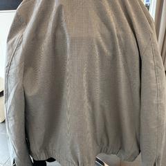 Veste, a été signalé par Vrije Universiteit Brussel (VUB) utilisant iLost