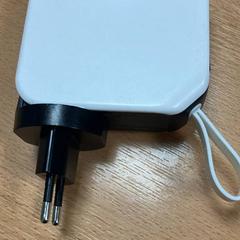 Produktu elektronikoak, gisa salatu by Sheraton Brussels Airport Hotel iLost erabiliz