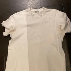 T shirt, como reportado por Van der Valk Hotel Heerlen utilizando o iLost