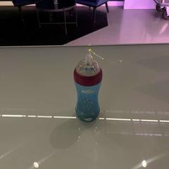 Flaska BABY, rapporterat av Room Mate Bruno med iLost