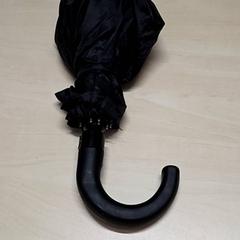 Deštník, jak nahlášeno Arriva Oost-Brabant pomocí iLost