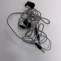 Earphones, as reported by De Vierdaagse using iLost