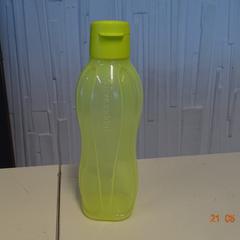Waterfles doorzichtig geel, zoals gemeld door Gemeente Leopoldsburg met iLost