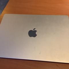 Macbook Air van Boekema, ha sido reportado por Gemeente Amsterdam - Bureau Gevonden Voorwerpen con iLost