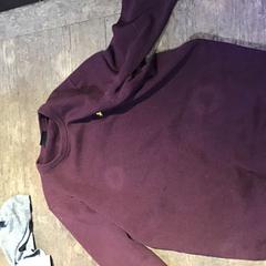 Trui  Bordeaux rode trui, zoals gemeld door De Heeren van Aemstel met iLost