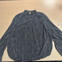 의류, iLost를 사용하여 DoubleTree by Hilton Rotterdam Centre에 보고됨