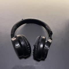 Hodetelefoner, som rapportert av Van der Valk Hotel Houten ved bruk av iLost