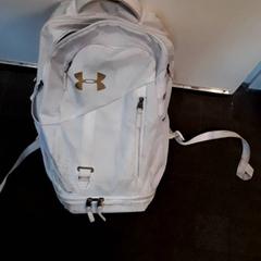 Rucksack Wit, gemeldet von EBS Tramplein über iLost