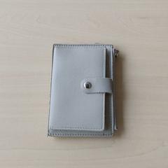 Brieftasche - grijs Can, gemeldet von Regio Oost-Vlaanderen über iLost