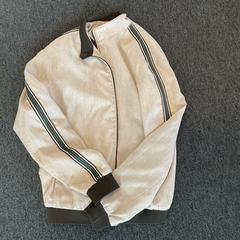 Jas, zoals gemeld door Breng Arnhem met iLost