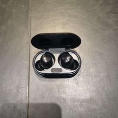 Earphones, as reported by Van der Valk Hotel Wolvega Heerenveen using iLost