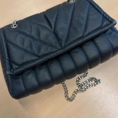 Damestasje, amint azt RET az iLost segítségével jelentette.