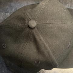 キャップ がiLostで Rotterdam The Hague Airport によって報告されました