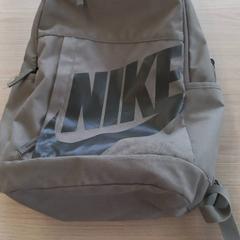 Mochila, como reportado por Arriva West-Brabant utilizando o iLost