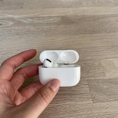 Airpod pro doosje + linker oortje, iLost에 보고됨