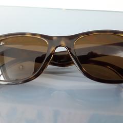 Ray Ban (op sterkte), jak bylo nahlášeno na iLost