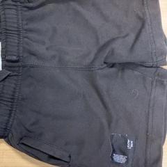 Korte broek Kinder, segundo informou Pathé Zwolle usando iLost
