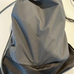 Táska, amint azt Regio Limburg - Leuven az iLost segítségével jelentette.