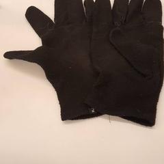 Rukavice Zwart wol, jak nahlášeno HvA Amstelcampus pomocí iLost