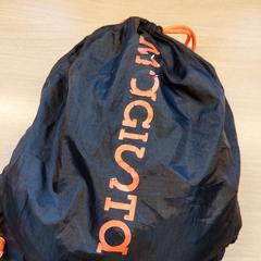 Gimnasio poltsa, gisa salatu by Regio Limburg - Leuven iLost erabiliz