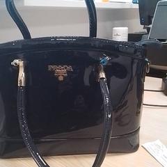 Borsa Donkerblauw, come riportato da Qbuzz Fryslân utilizzando iLost
