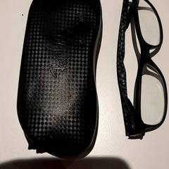 Estuche para lentes & Lentes, segundo informou Campus Den Haag usando iLost