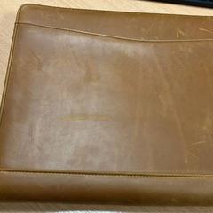 Notes folder, as reported by Sheraton Brussels Airport Hotel using iLost