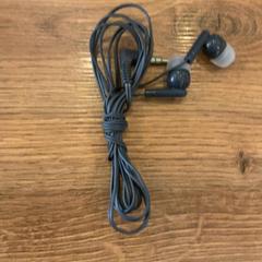 Auricular, como reportado por MEININGER Hotel Marseille Centre la Joliette utilizando o iLost