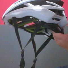Helmet white plastic, as reported by MEININGER Hotel Roma Termini using iLost