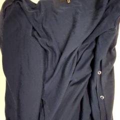 Vest, as reported by IKEA Paris - Italie Deux using iLost