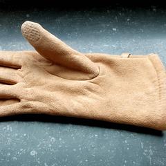 Kleding - Handschoen lichtbruin, som rapportert av Centraal magazijn ved bruk av iLost