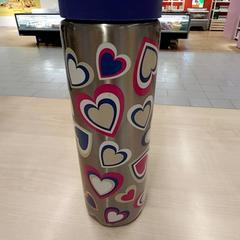 Gourde mauve Metal motif coeur, zgłoszono przez IKEA Bayonne Ametzondo przy użyciu iLost