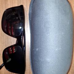 Zonnebril, zoals gemeld door Qbuzz DMG met iLost